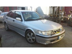 saab 9-3 berlina del año 2002