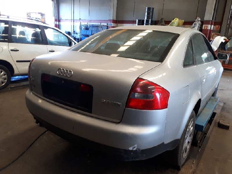 audi a6 berlina (4b2) del año 2002