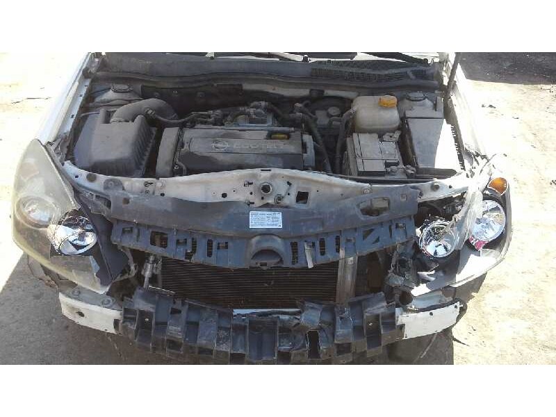 opel astra gtc del año 2008