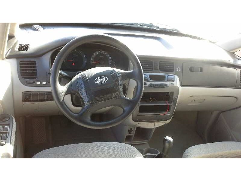 hyundai trajet (fo) del año 2005