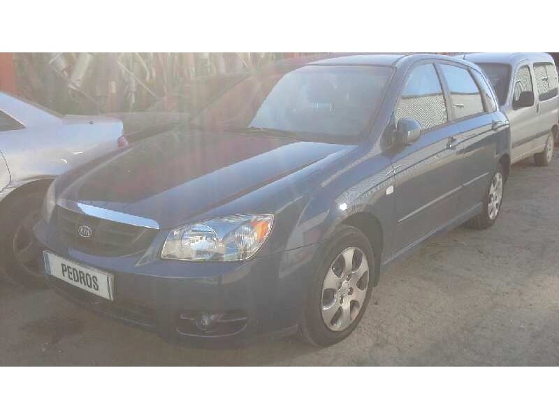 kia cerato del año 2004