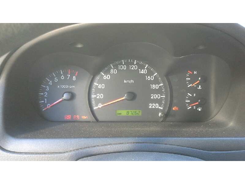 kia cerato del año 2004