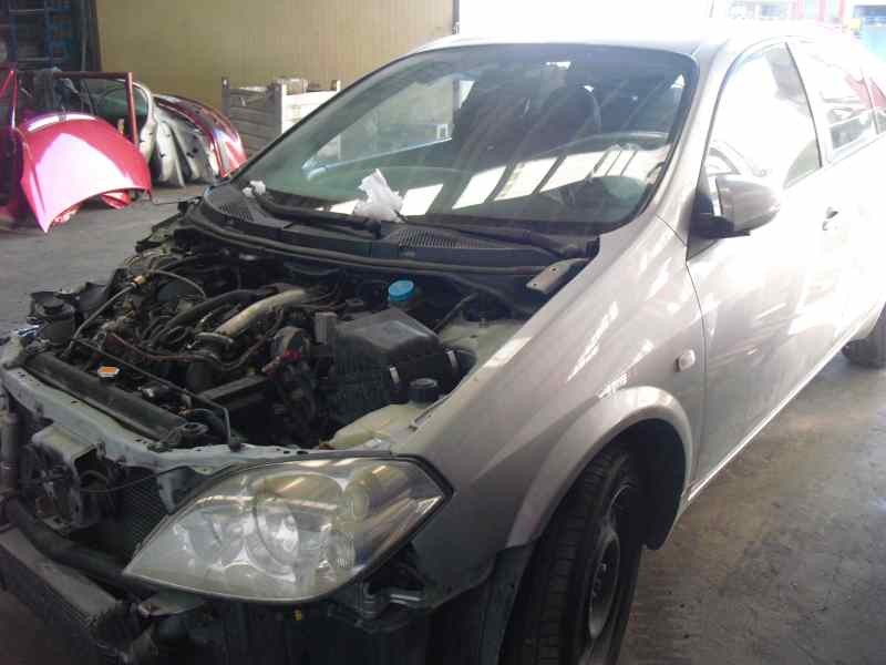 nissan primera berlina (p12) del año 2003