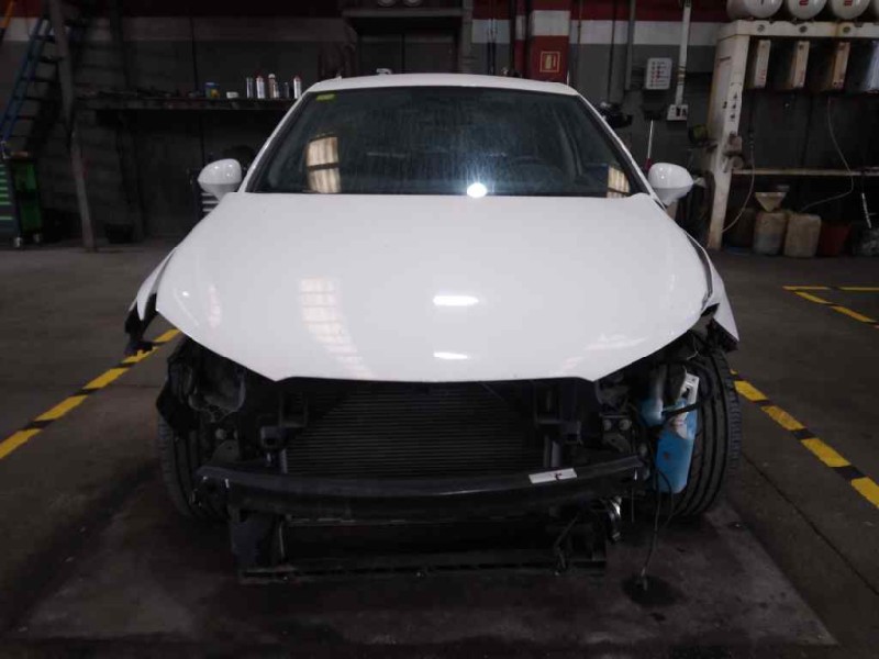 seat ibiza (6j5) del año 2013