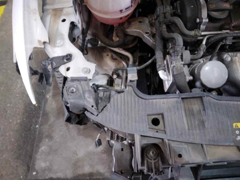 seat ibiza (6j5) del año 2013