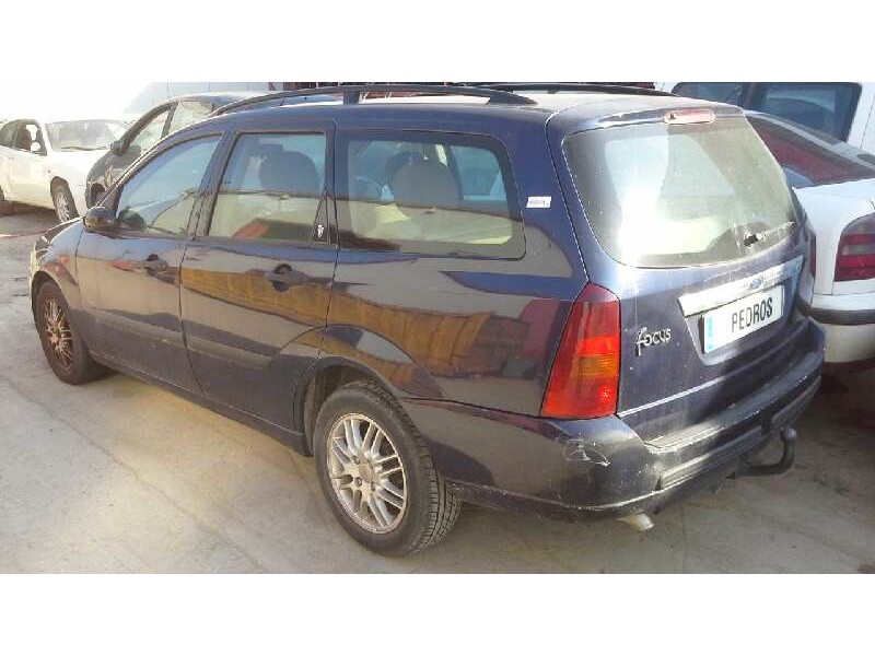 ford focus turnier (cak) del año 2001