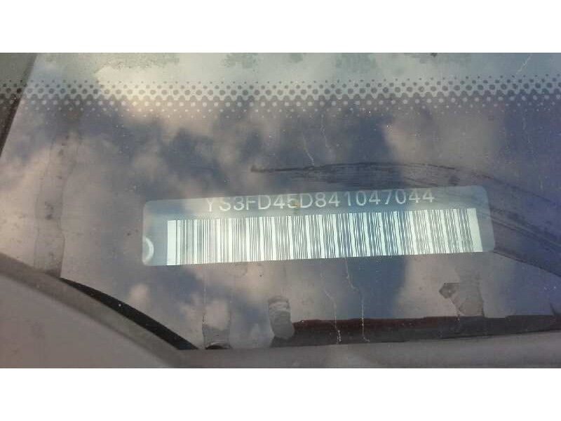 saab 9-3 berlina del año 2004