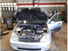 ford focus berlina (cak) del año 2001