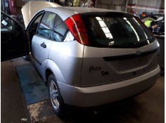 ford focus berlina (cak) del año 2001 2