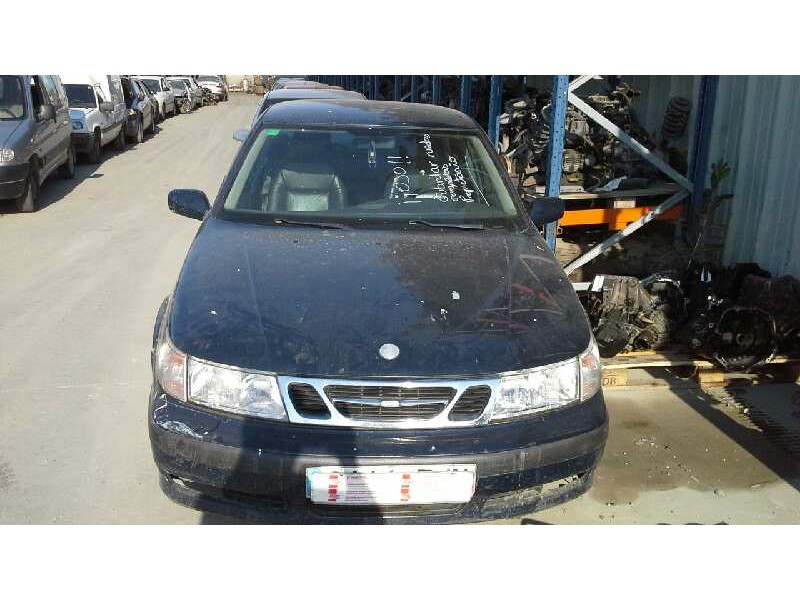 saab 9-5 sedán del año 2000