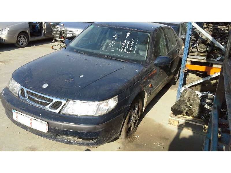 saab 9-5 sedán del año 2000