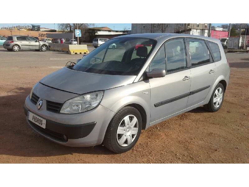 renault scenic ii del año 2004