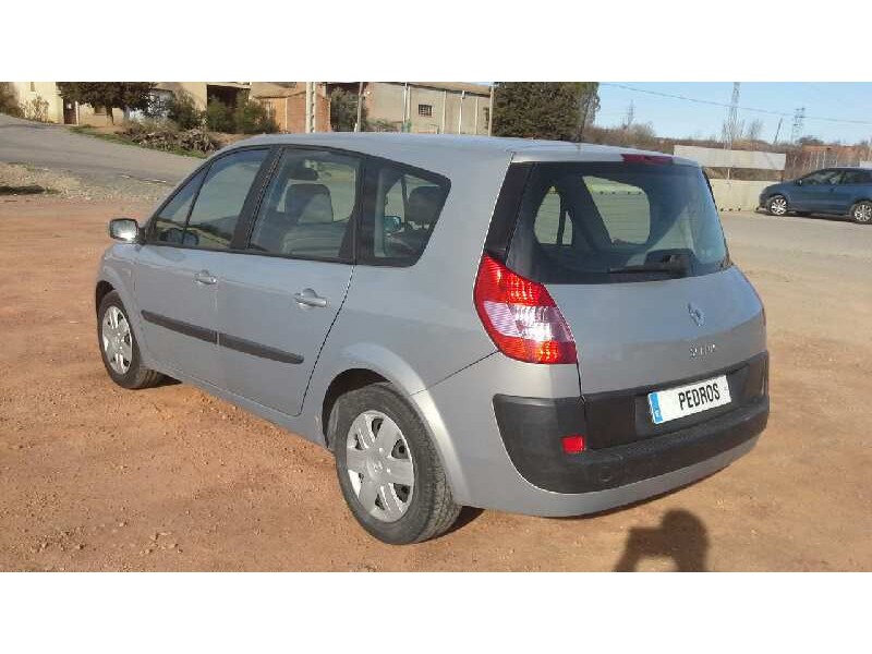 renault scenic ii del año 2004