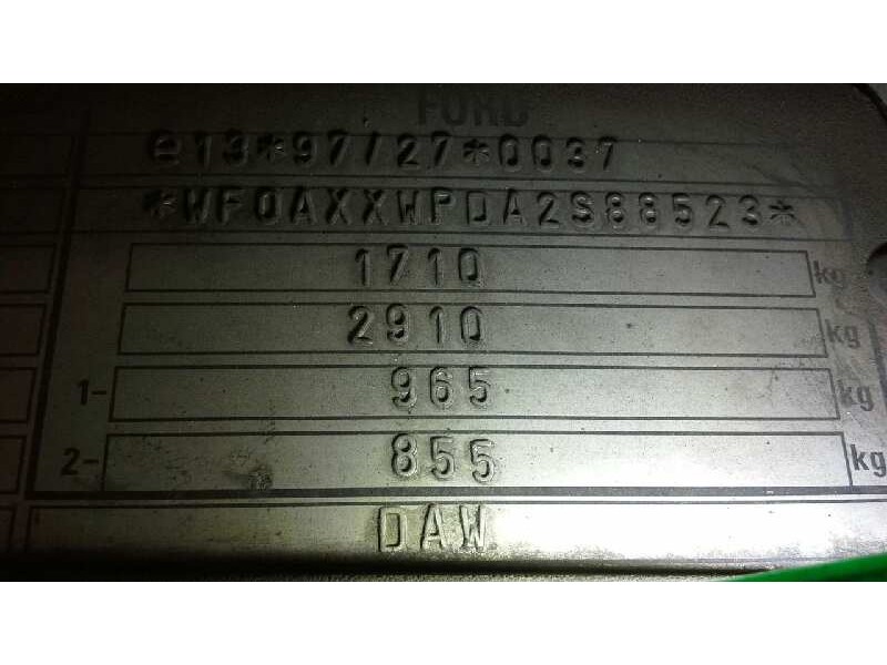 ford focus berlina (cak) del año 2002