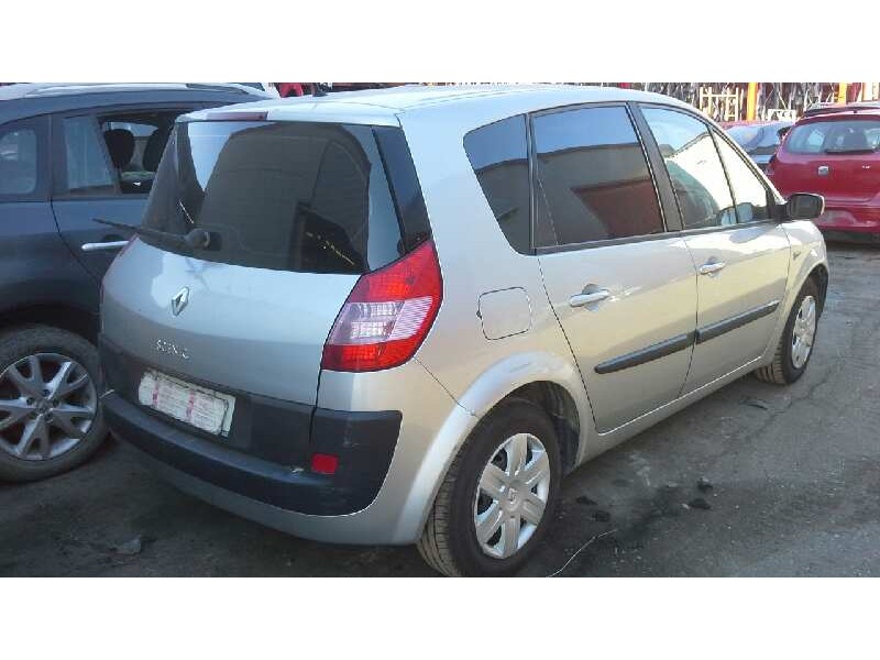 renault scenic ii del año 2005