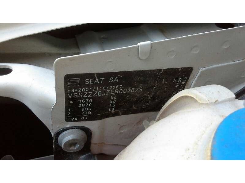 seat ibiza (6j5) del año 2013