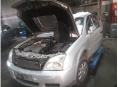 opel vectra c berlina del año 2003