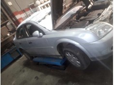 opel vectra c berlina del año 2003 2