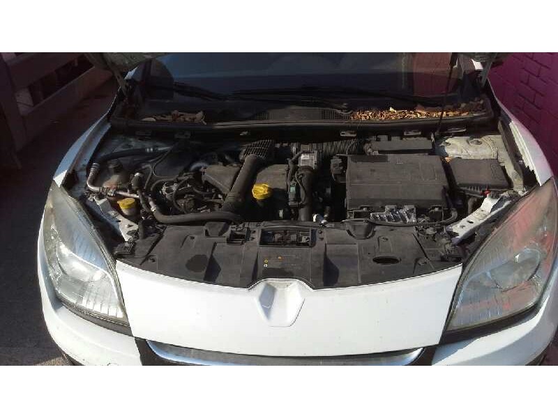 renault megane iii berlina 5 p del año 2012