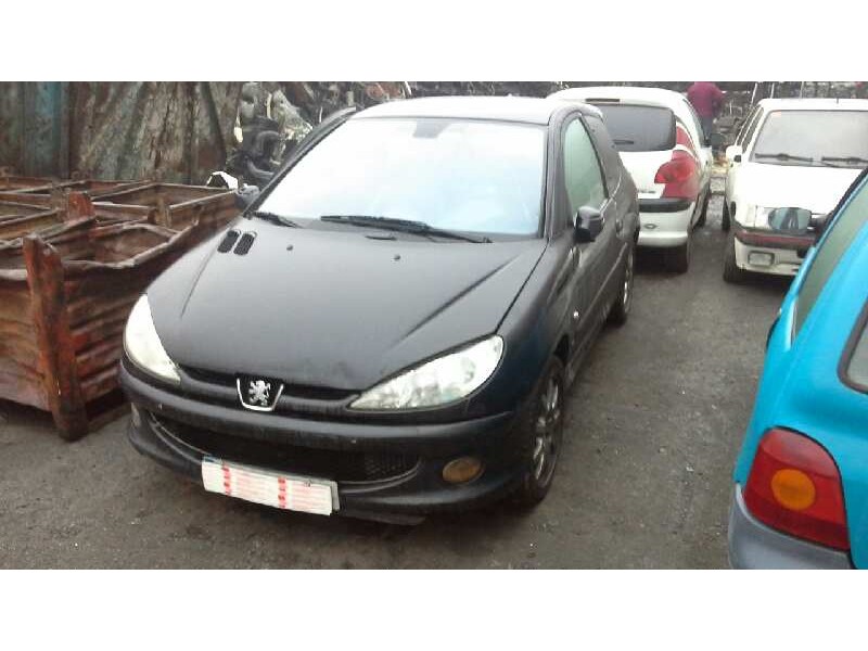 peugeot 206 berlina del año 2004