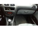 PEUGEOT 206 BERLINA