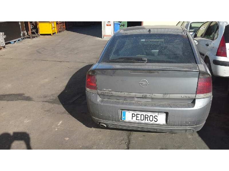 opel vectra c berlina del año 2002