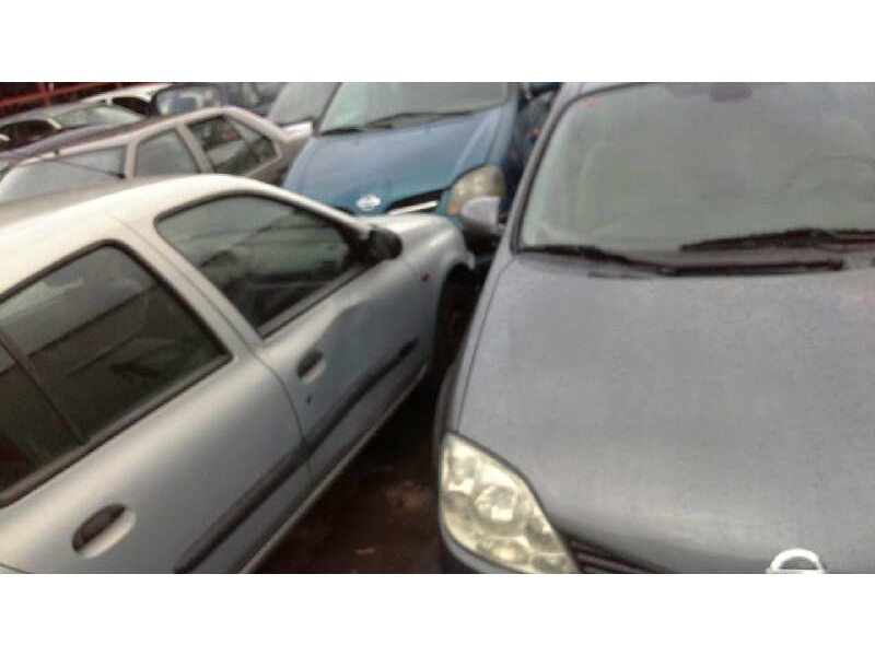 nissan primera berlina (p12) del año 2004