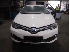 toyota auris del año 2015