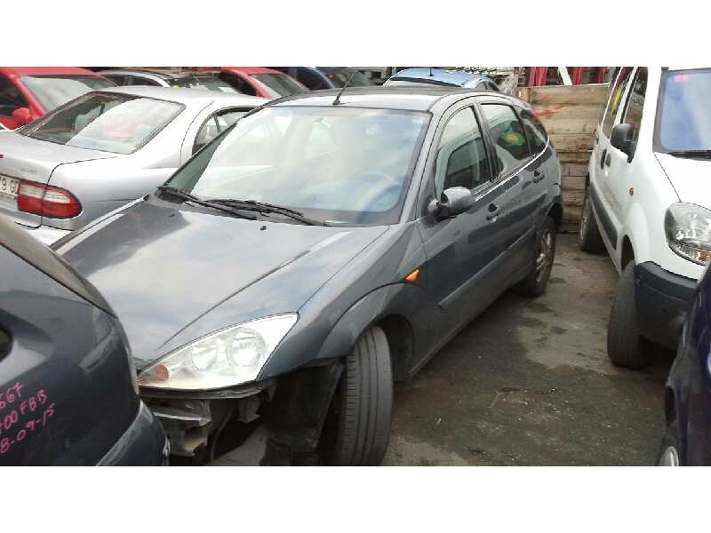 ford focus berlina (cak) del año 2003