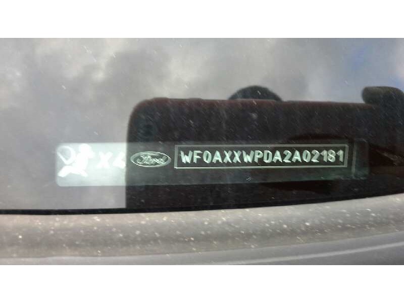 ford focus berlina (cak) del año 2003