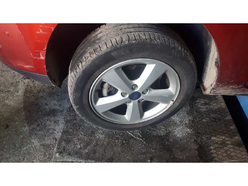 ford focus berlina (cap) del año 2007