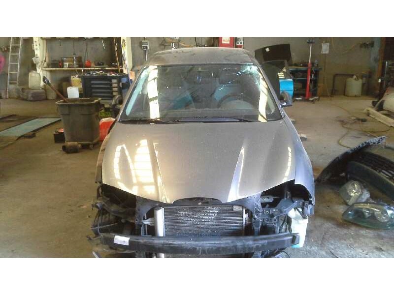 seat ibiza (6l1) del año 2004