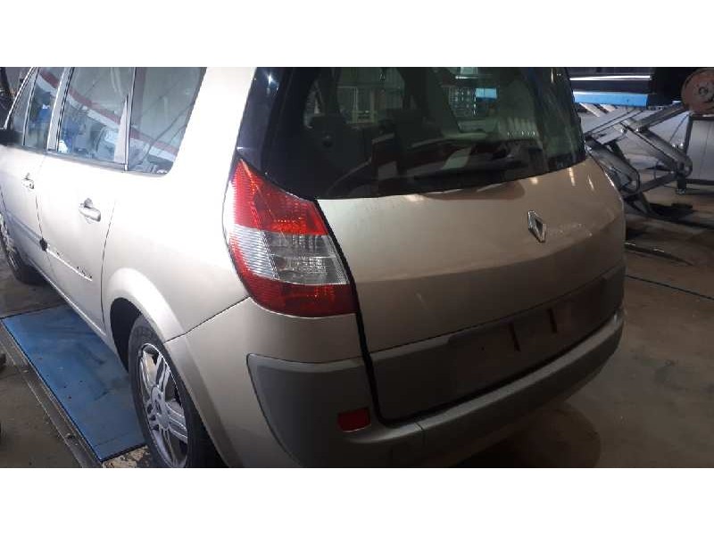 renault scenic ii del año 2006