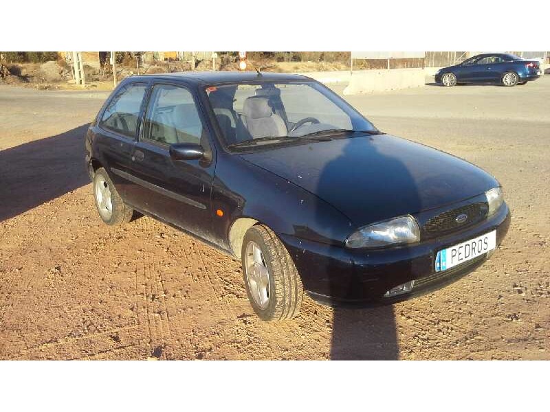 ford fiesta berlina (dx) del año 1999