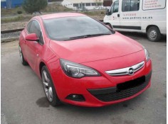opel astra j gtc del año 2012