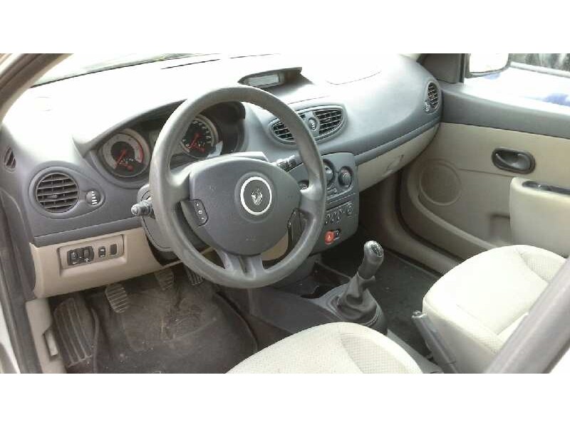 renault clio iii del año 2006