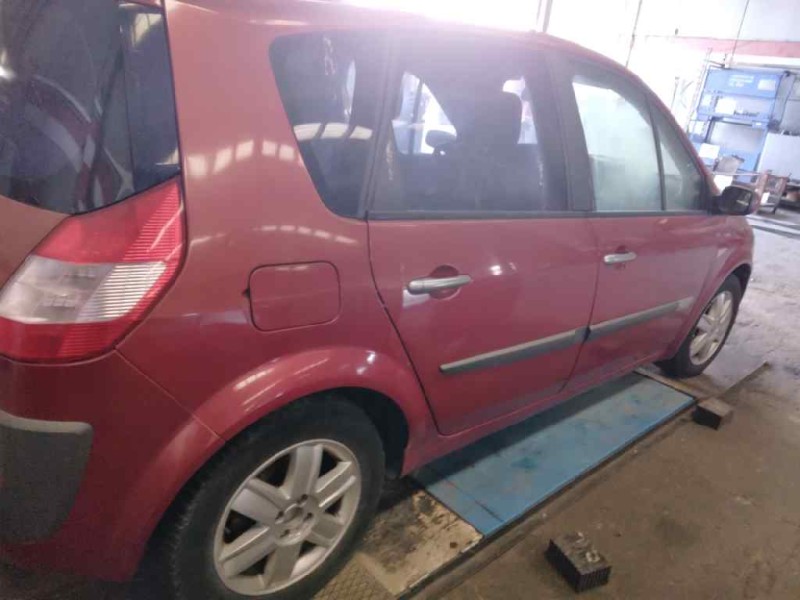 renault scenic ii del año 2004