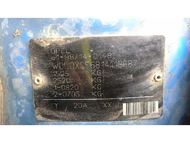 opel corsa c del año 2001