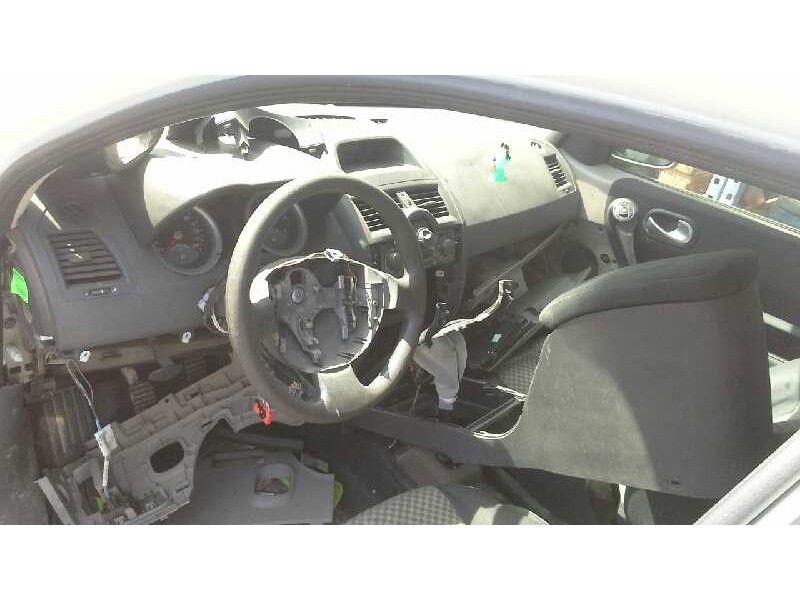 renault megane ii berlina 5p del año 2004