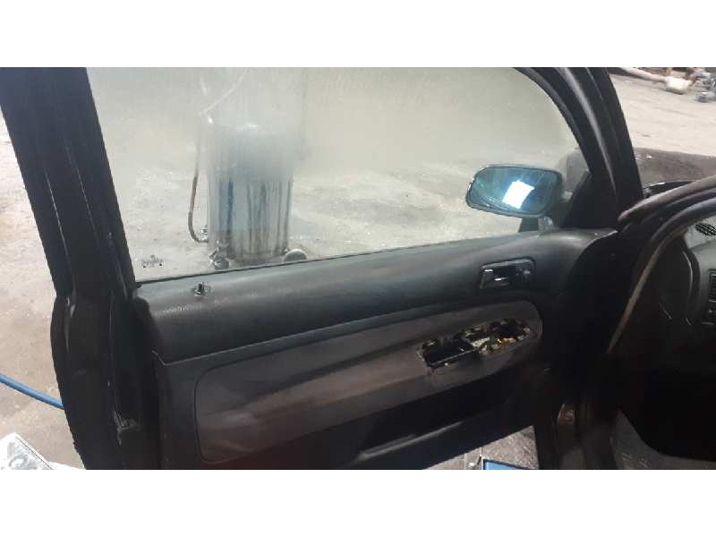 volkswagen golf iv berlina (1j1) del año 1999