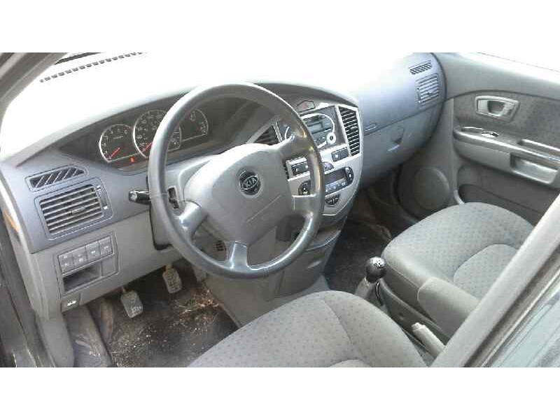 kia carens del año 2006