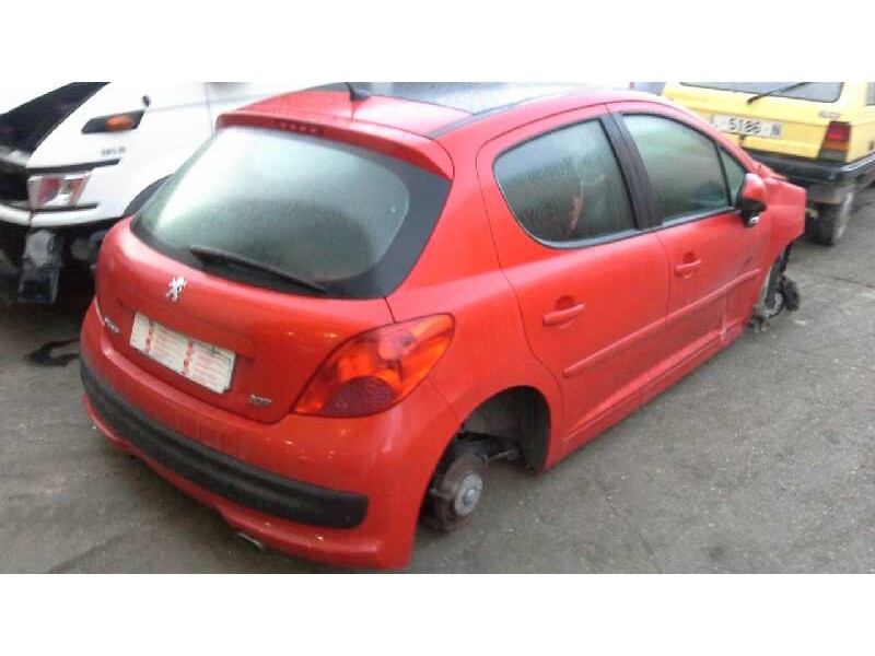 peugeot 207 del año 2006