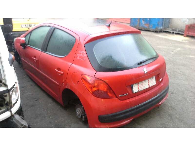 peugeot 207 del año 2006
