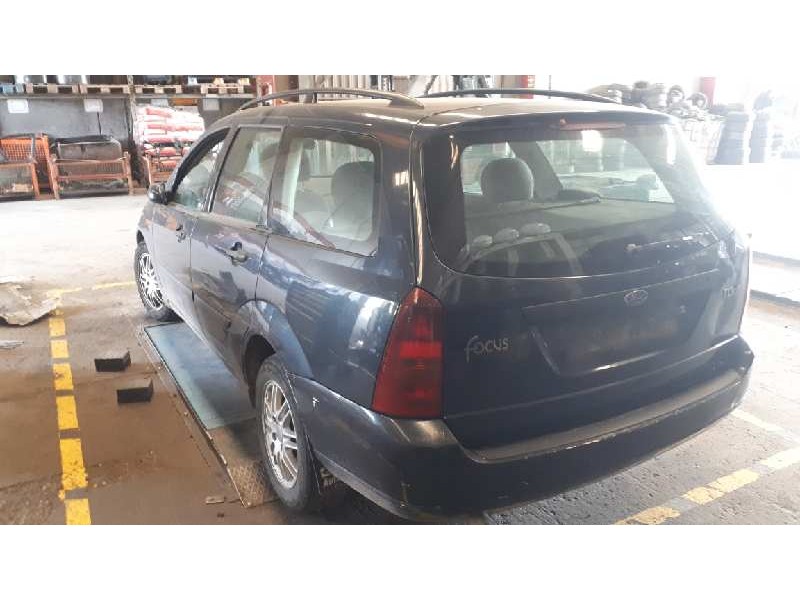 ford focus turnier (cak) del año 2001