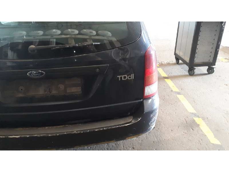 ford focus turnier (cak) del año 2001