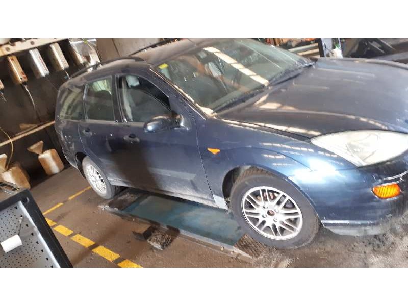 ford focus turnier (cak) del año 2001