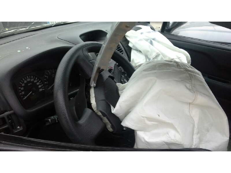 opel agila del año 2005