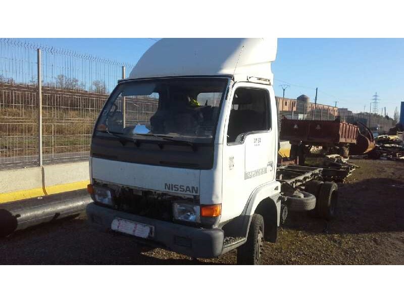 nissan cabstar e del año 2000