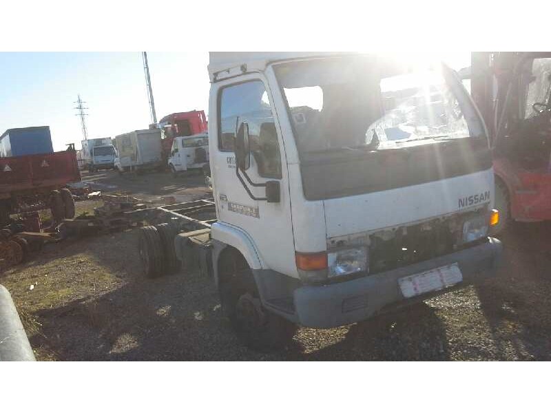 nissan cabstar e del año 2000