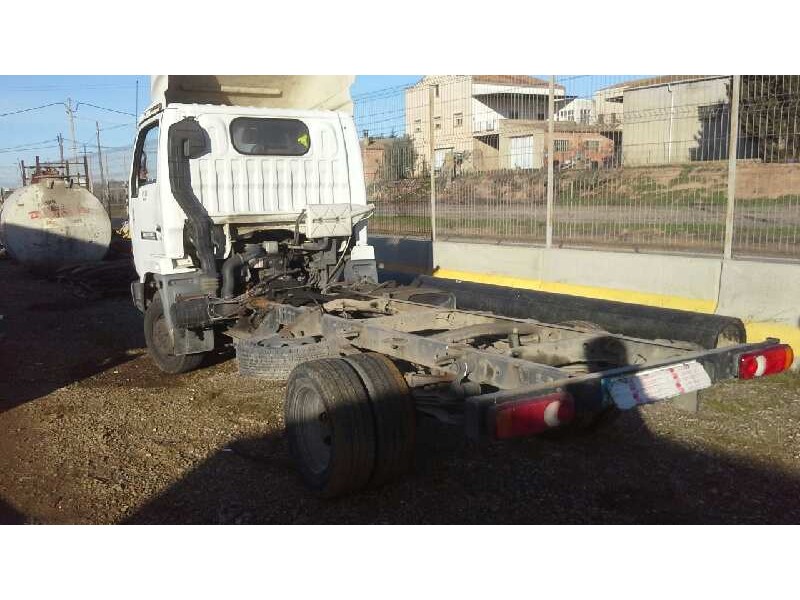 nissan cabstar e del año 2000